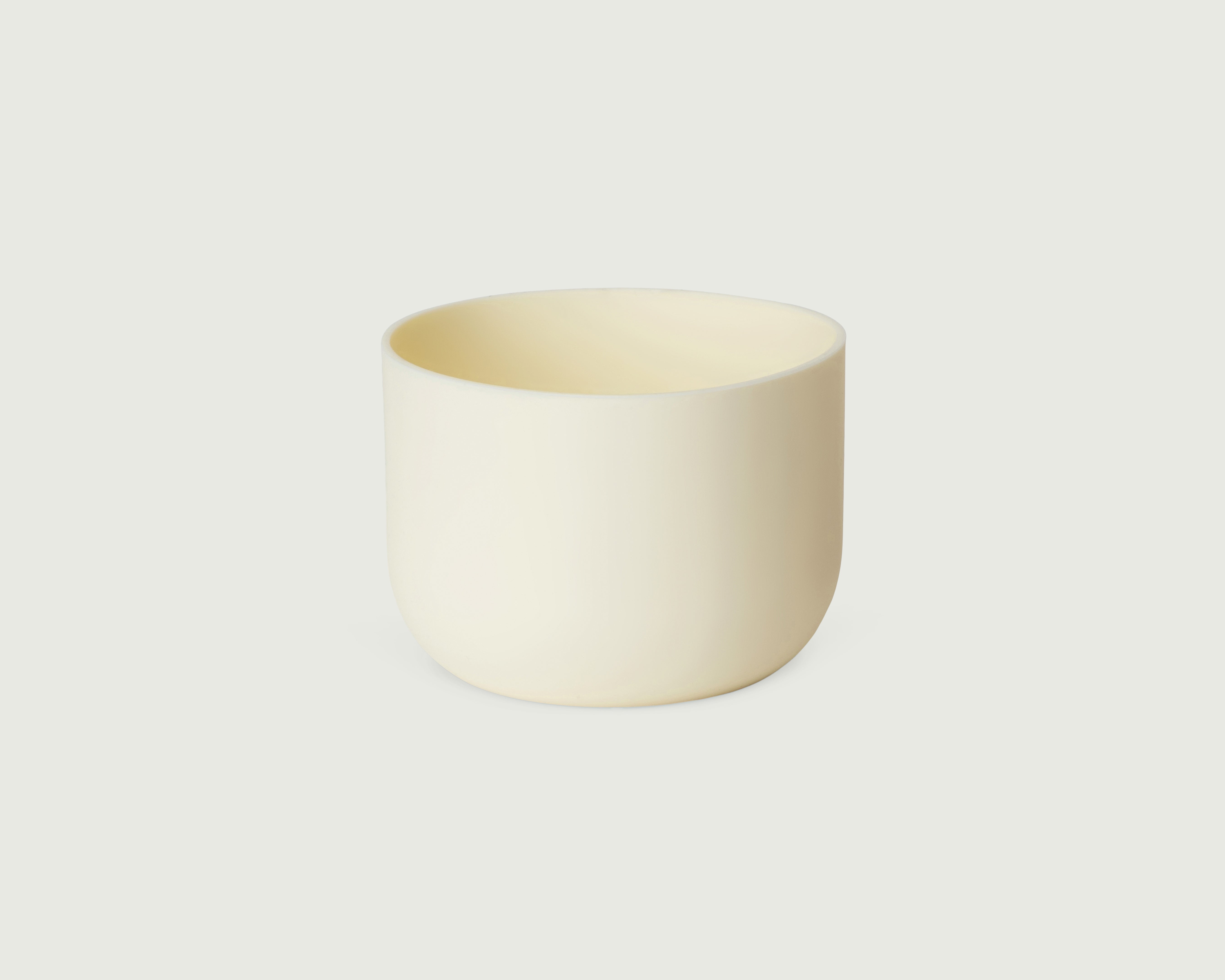 Burrata-32oz::Sunnies Flask Boot white front